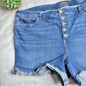 Torrid high rise button front cut off shorts, raw/ cuffed hem